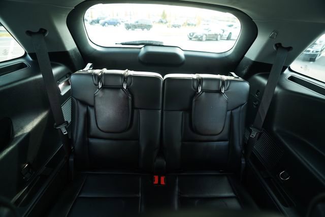 Used 2022 Ford Explorer XLT w/ Equipment Group 202A image 28