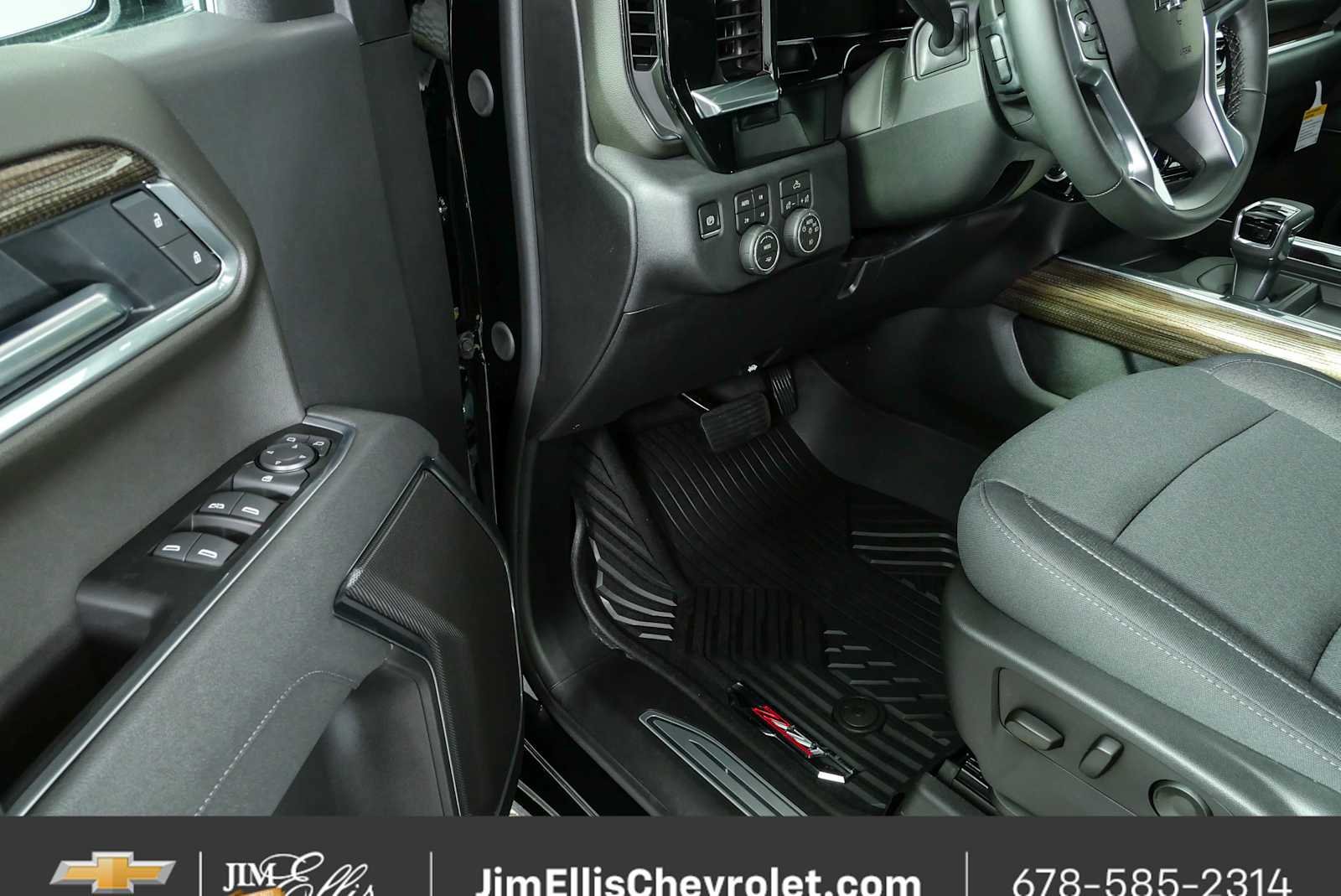 New 2026 Chevrolet Silverado 1500 RST AWD/4WD image 7