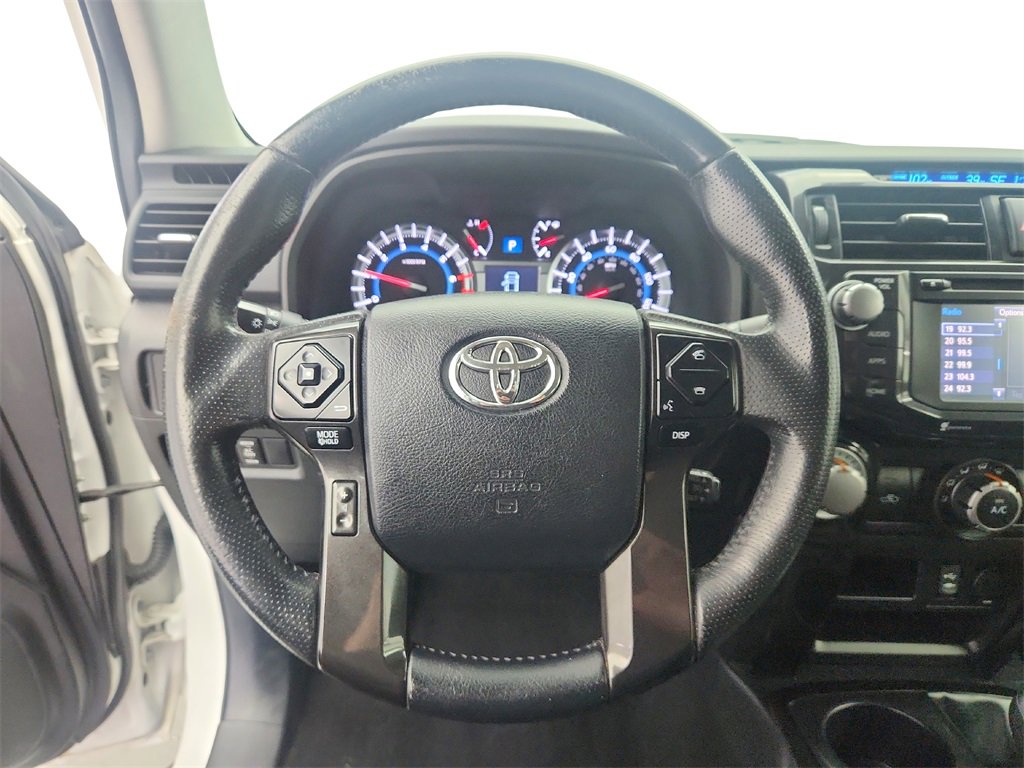 Used 2014 Toyota 4Runner Limited image 13