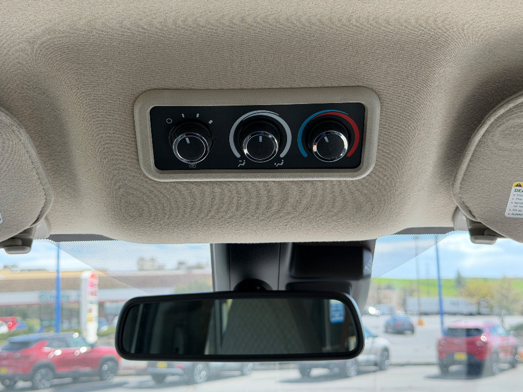 Used 2025 Chevrolet Express 3500 LT w/ LT Preferred Equipment Group RWD image 20