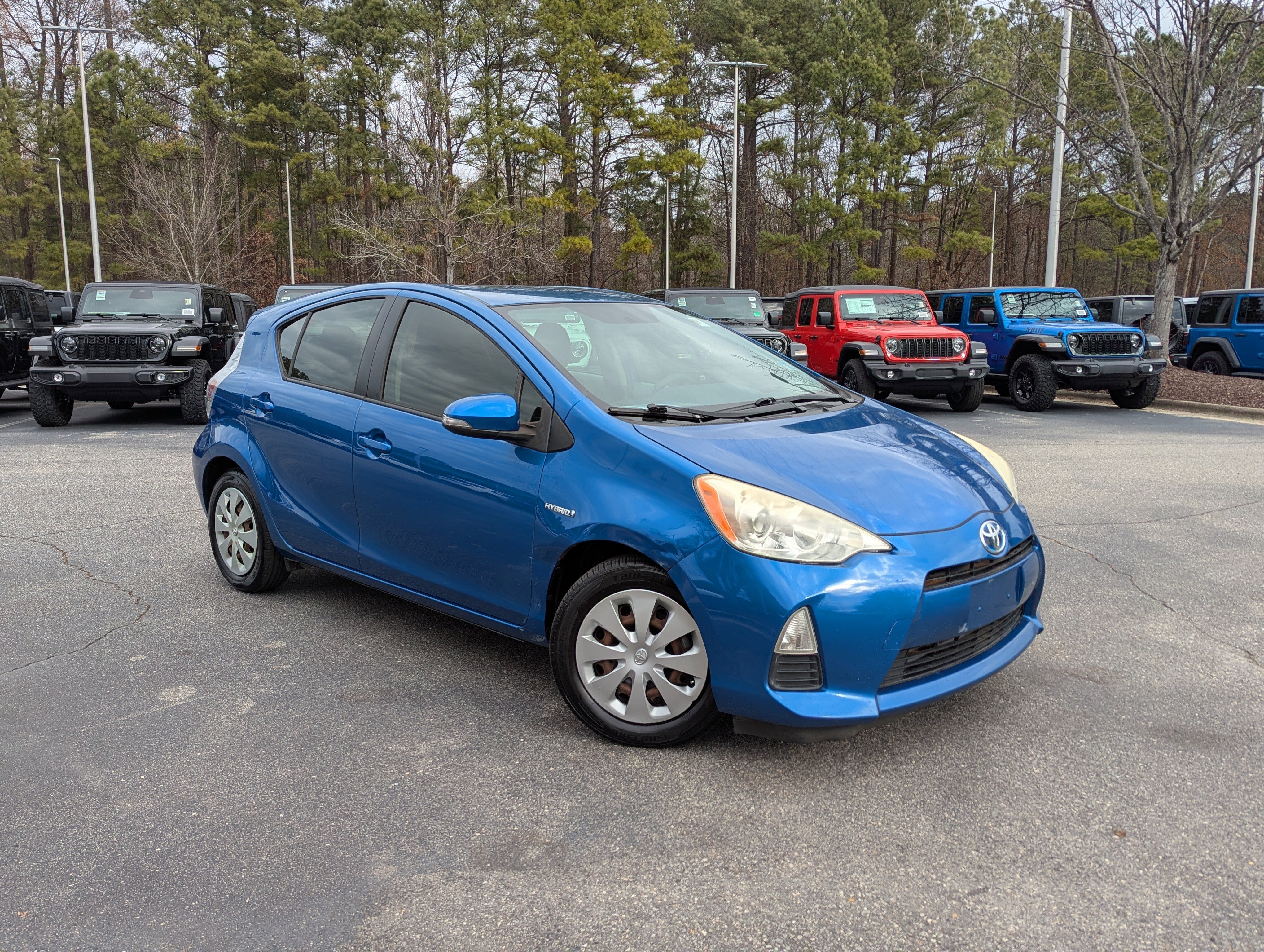 Used 2014 Toyota Prius C Two image 3