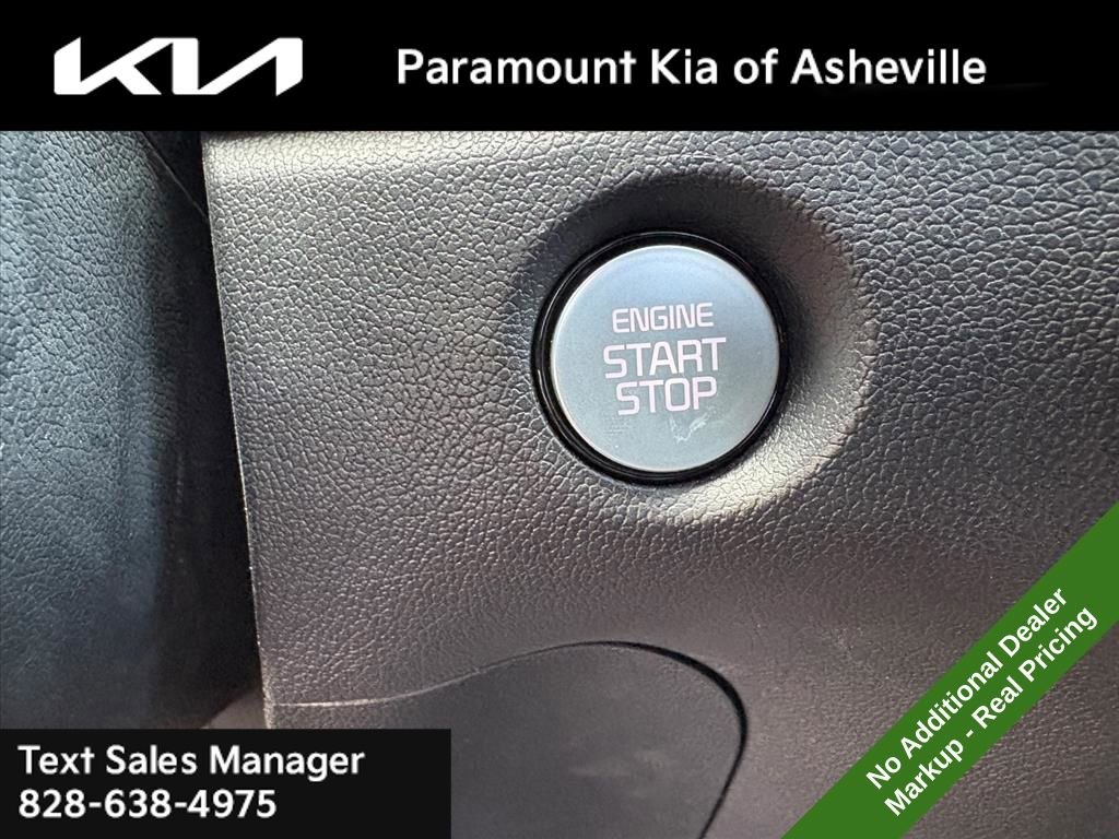 New 2026 Kia Sorento S image 14