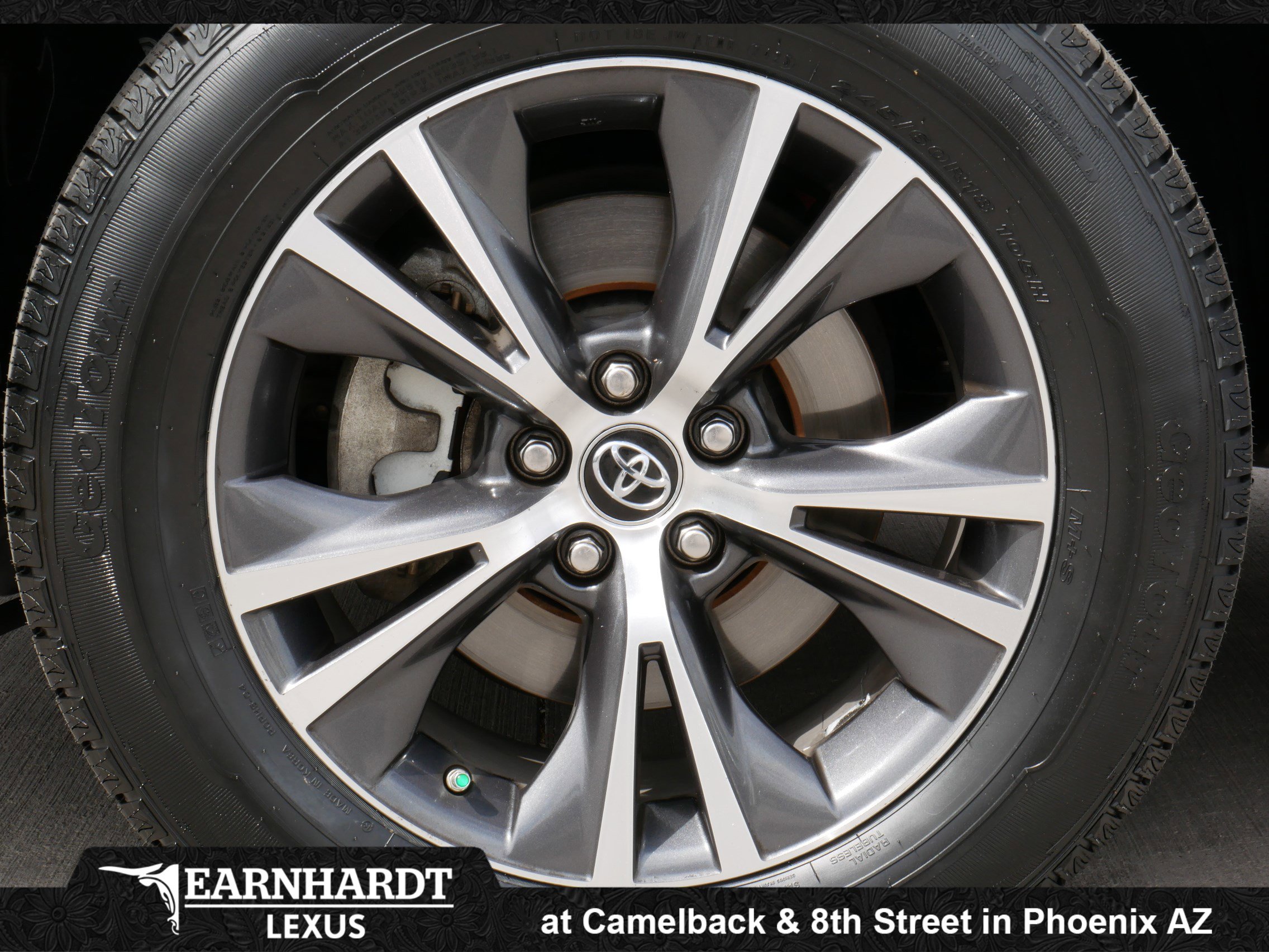 Used 2017 Toyota Highlander LE image 21