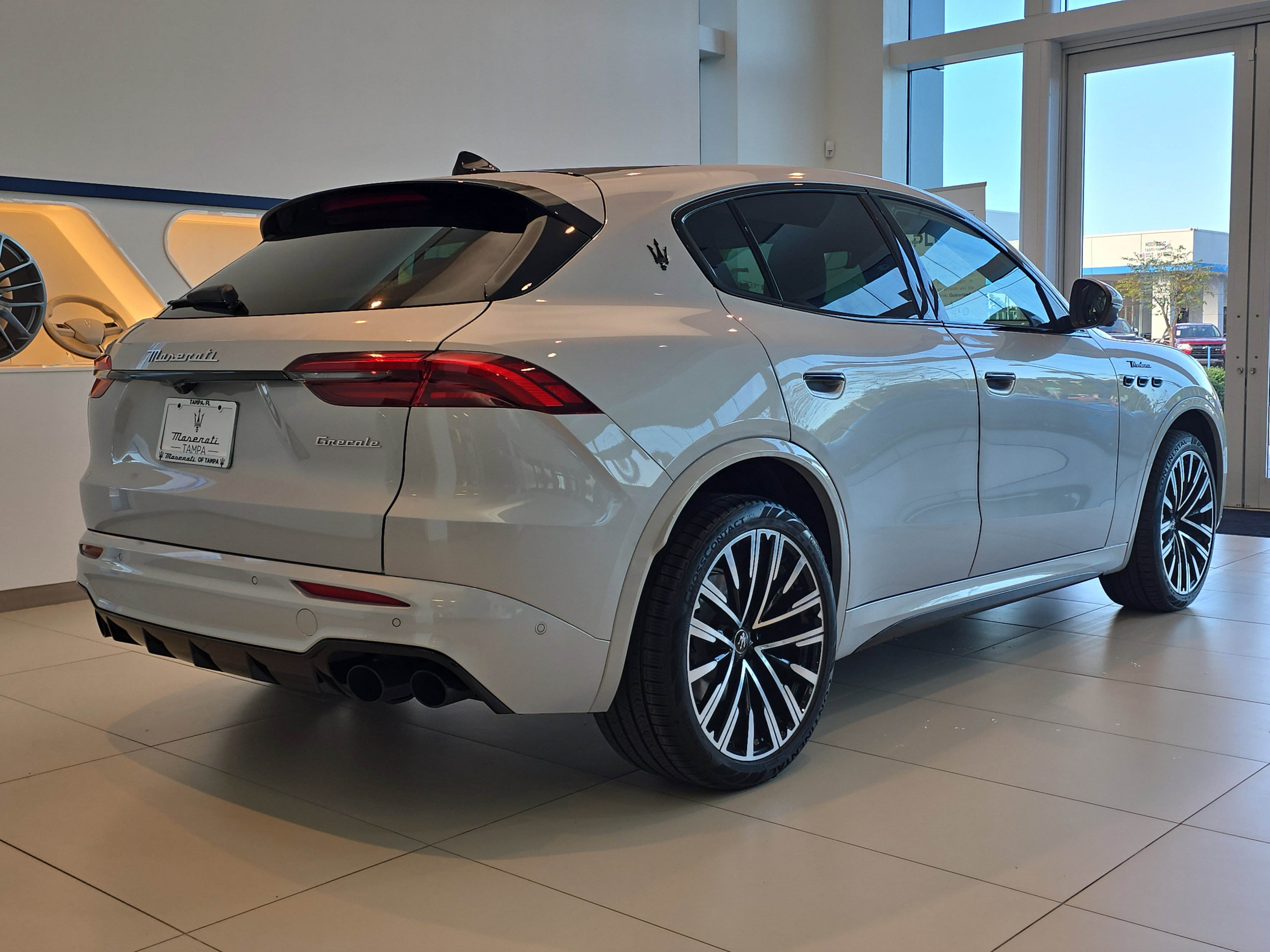 New 2025 Maserati Grecale Modena image 5