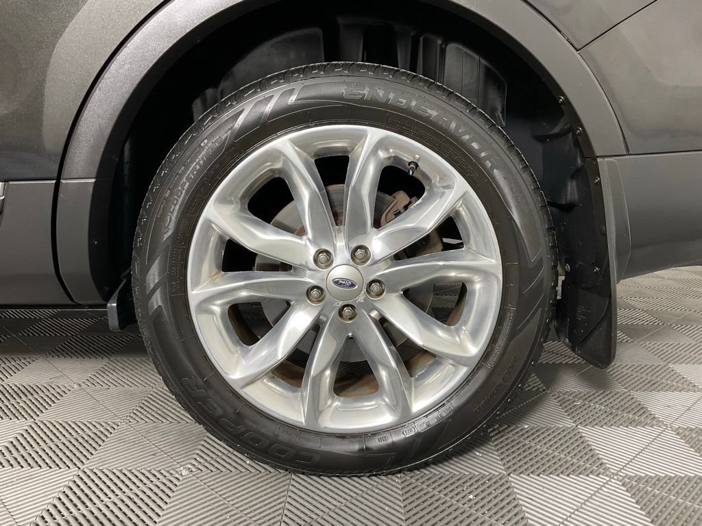 Used 2014 Ford Explorer Limited w/ Equipment Group 302A AWD/4WD image 10