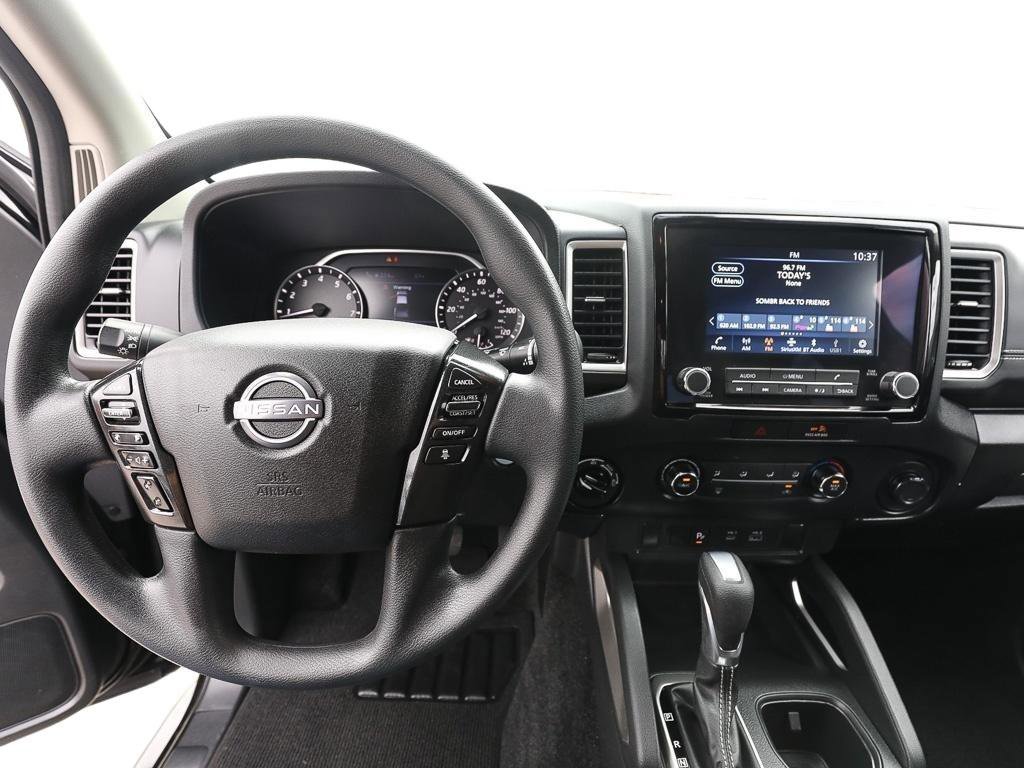 Used 2022 Nissan Frontier SV w/ Technology Package AWD/4WD image 14