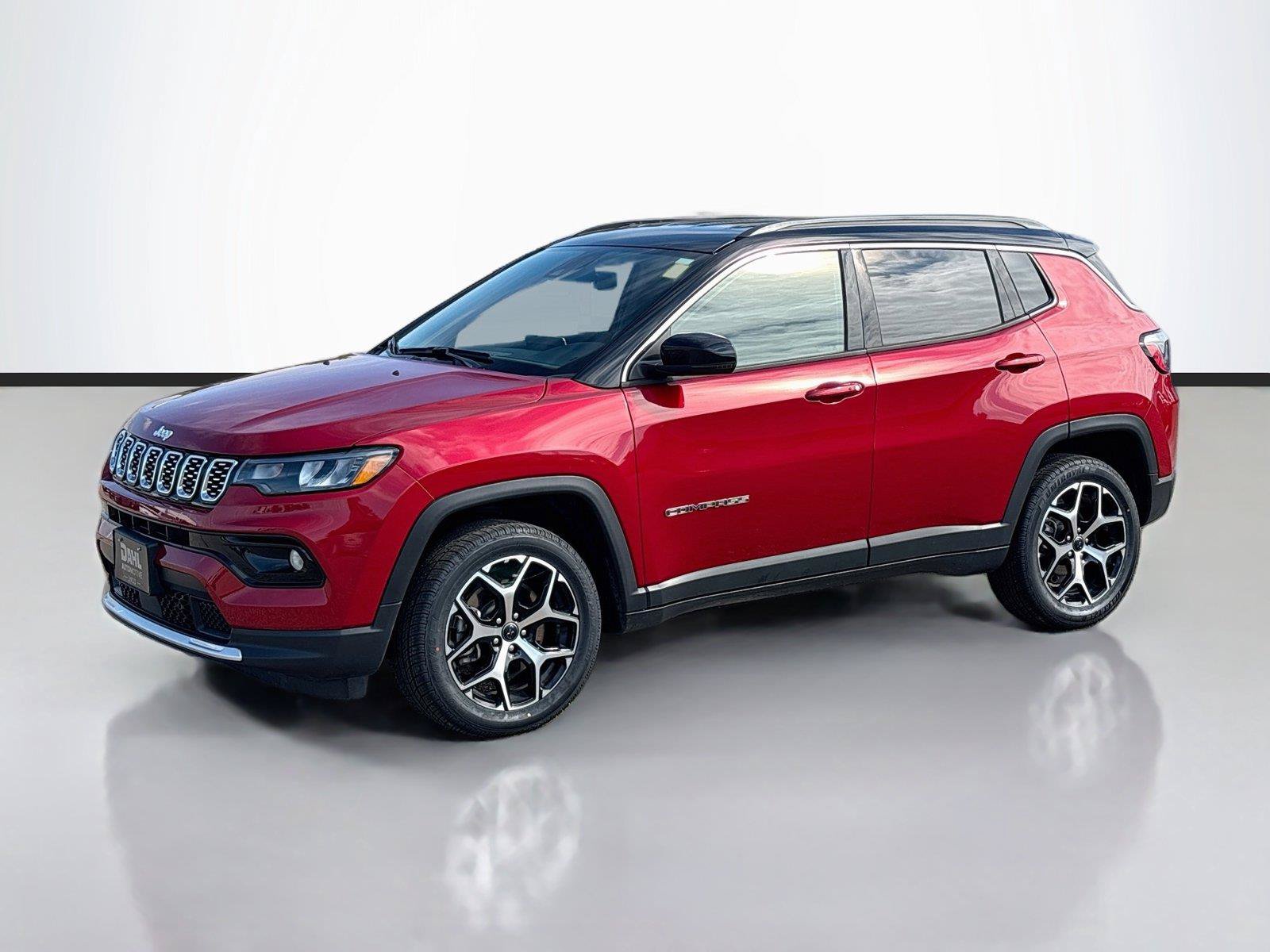Certified 2025 Jeep Compass Limited AWD/4WD image 4