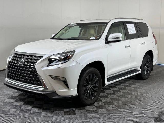 Used 2022 Lexus GX 460 Luxury w/ Sport Design Package AWD/4WD image 2