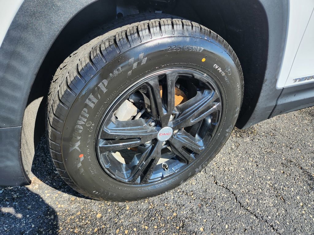 Used 2019 GMC Terrain SLE w/ Driver Convenience Package image 44