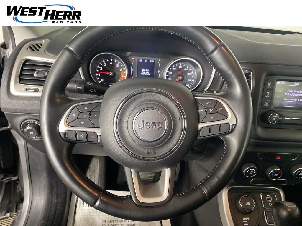 Used 2018 Jeep Compass Latitude AWD/4WD image 21