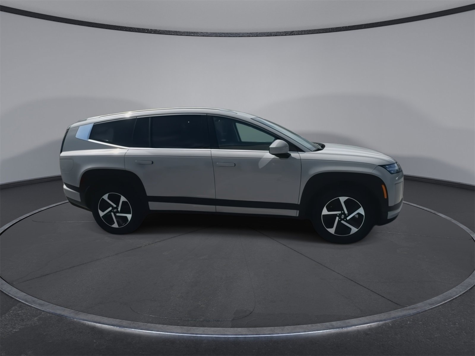 New 2026 Hyundai Ioniq 9 SE image 9