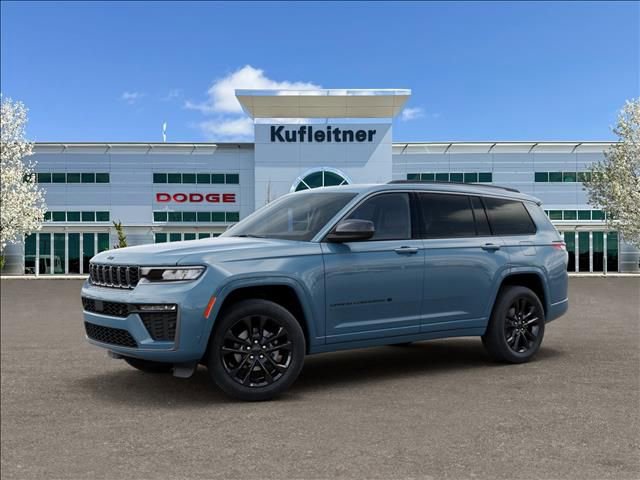 New 2026 Jeep Grand Cherokee L Limited AWD/4WD image 2