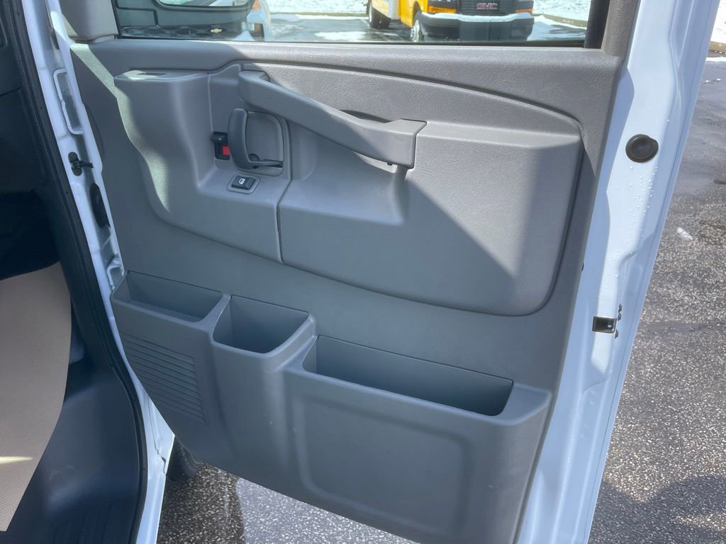 New 2025 Chevrolet Express 2500 w/ Driver Convenience Package RWD image 15