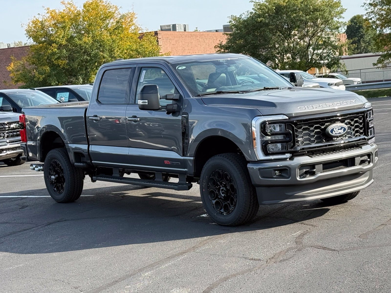 New 2027 Ford F350 Lariat w/ Black Appearance Package AWD/4WD image 9