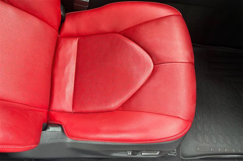 Used 2021 Toyota Camry XSE FWD image 33