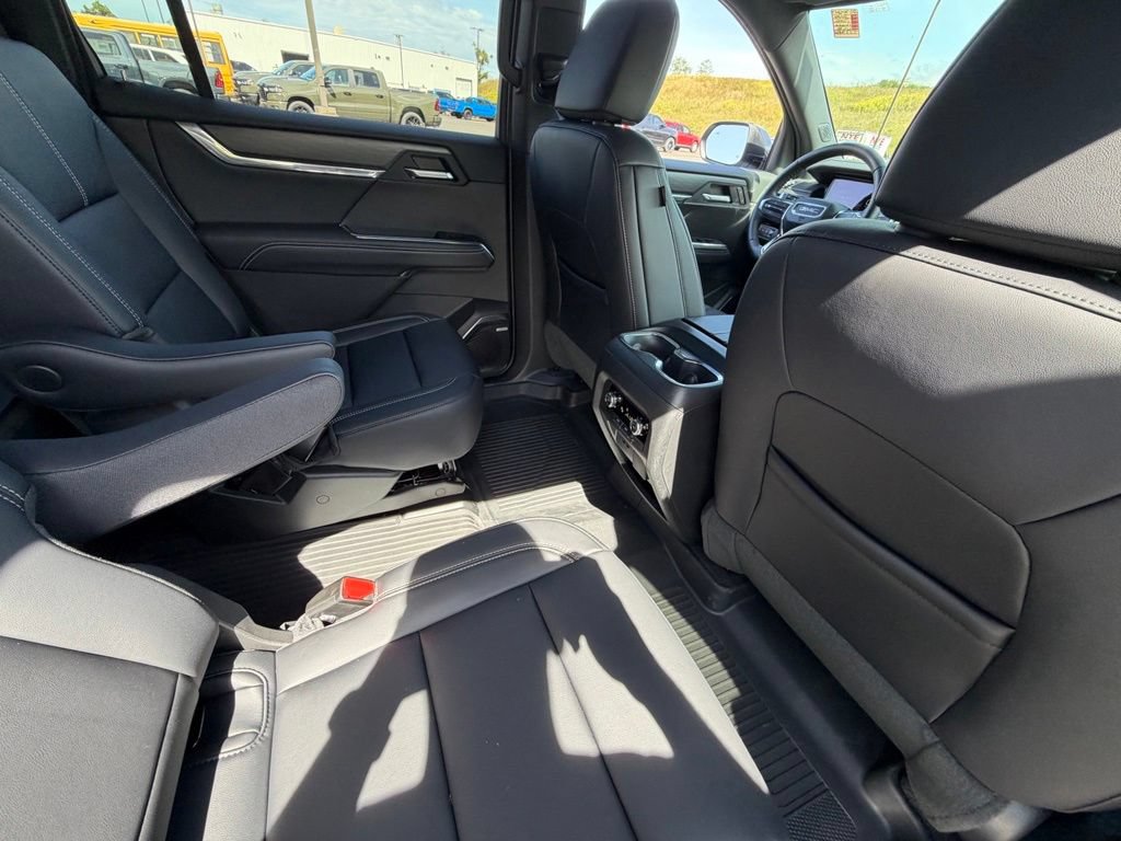 Used 2026 GMC Acadia Elevation w/ Elevation Premium Package AWD/4WD image 45
