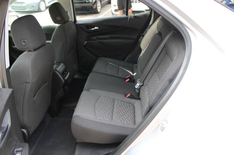 Used 2020 Chevrolet Equinox LT FWD image 13