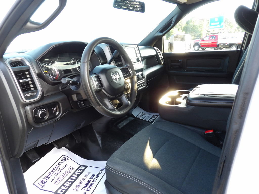 Used 2022 RAM 5500 Tradesman AWD/4WD image 28