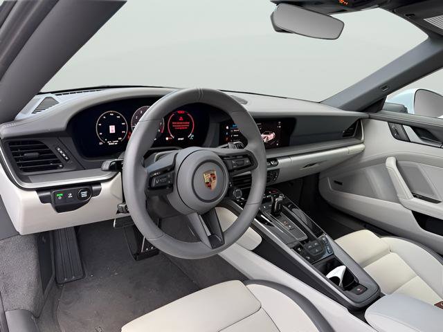 Used 2025 Porsche 911 Carrera image 9