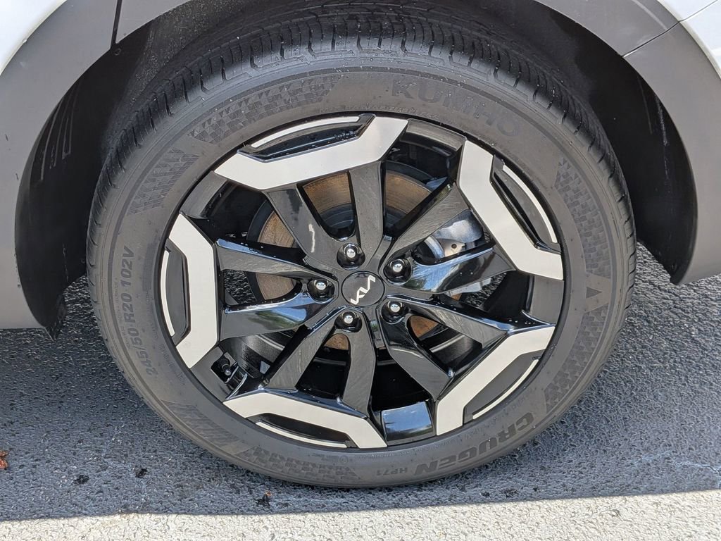 Used 2025 Kia Telluride S FWD image 32