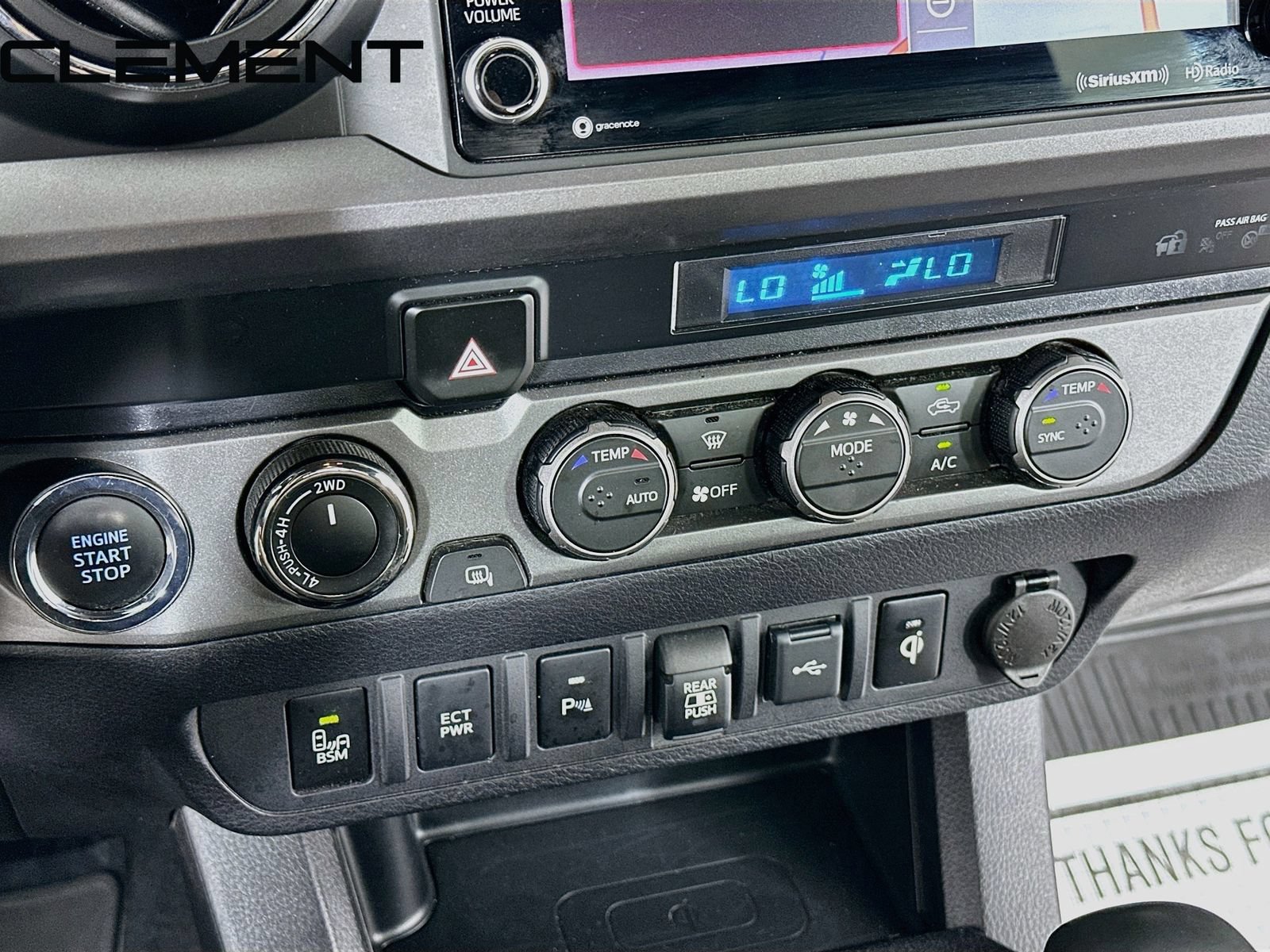 Used 2022 Toyota Tacoma TRD Sport AWD/4WD image 22