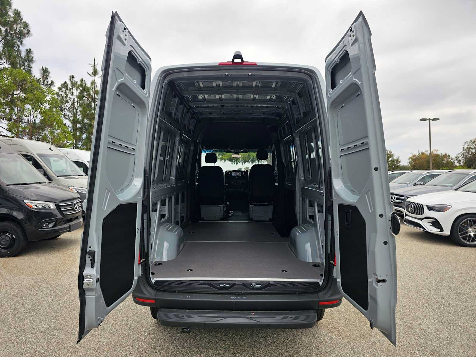New 2025 Mercedes-Benz Sprinter 2500 image 17