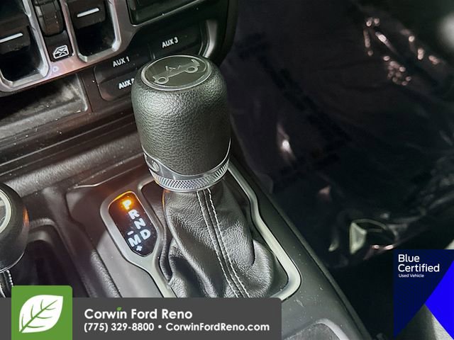 Used 2018 Jeep Wrangler Unlimited Sahara AWD/4WD image 21