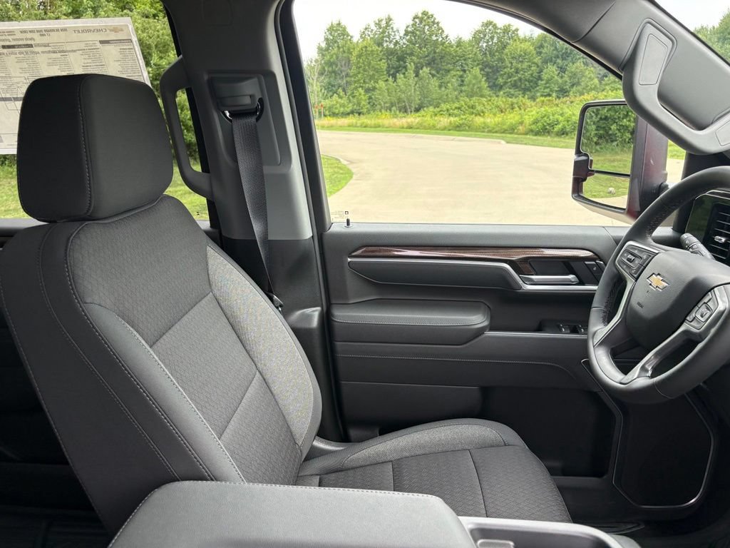 New 2026 Chevrolet Silverado 3500 LT w/ All Star Edition AWD/4WD image 36