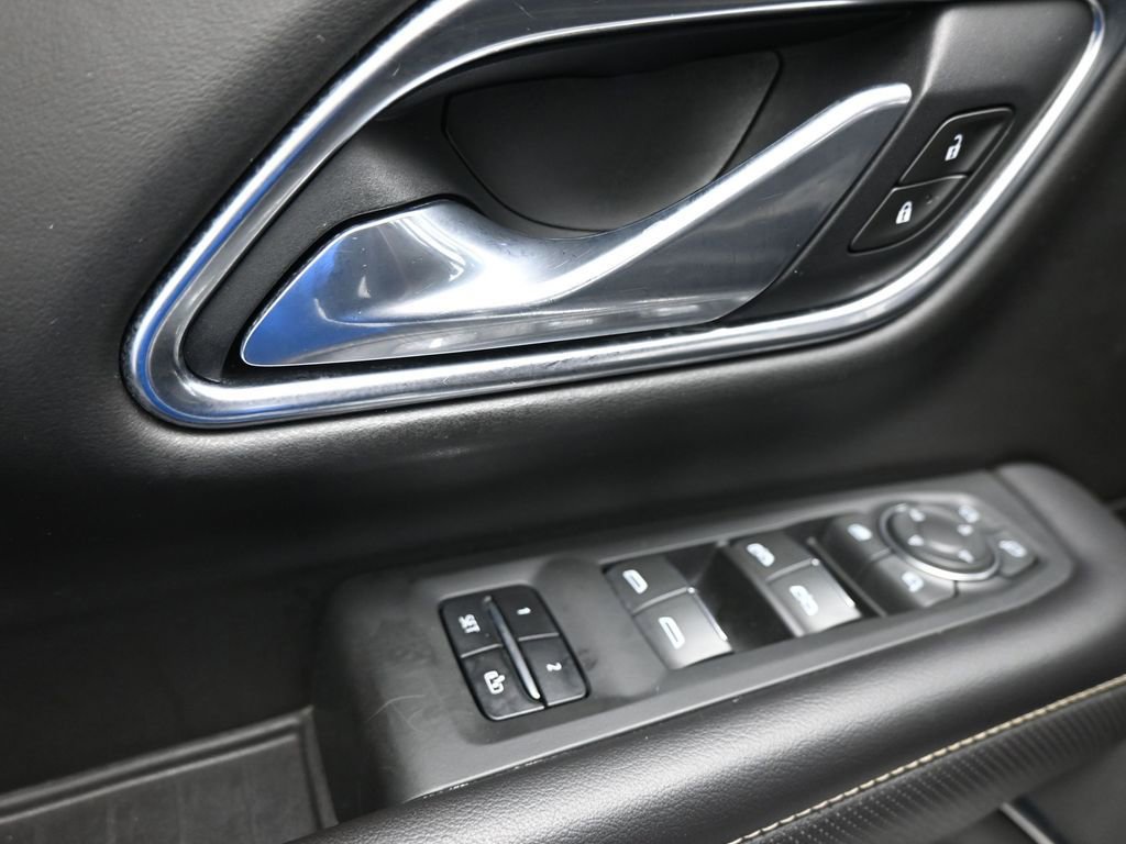 Used 2021 Chevrolet Tahoe Premier w/ Premium Package RWD image 13