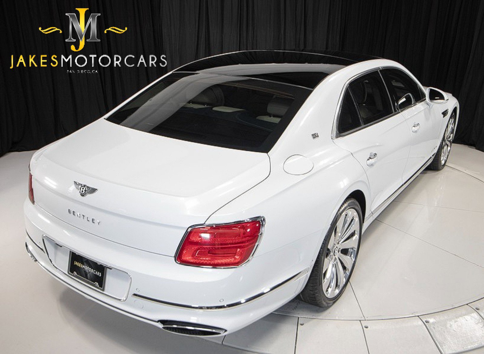 Used 2020 Bentley Flying Spur W12 w/ First Edition Specification image 11