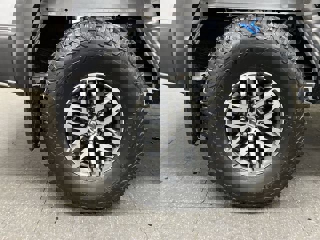 Used 2018 Ford F150 Raptor w/ Equipment Group 802A Luxury image 33