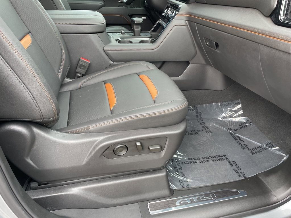 Used 2025 GMC Sierra 1500 AT4 w/ AT4 Premium Package image 29