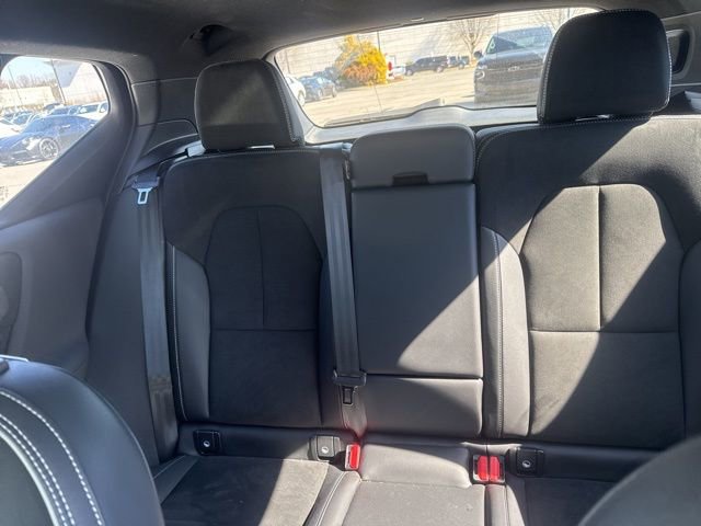 Used 2022 Volvo XC40 P8 Recharge Plus image 5