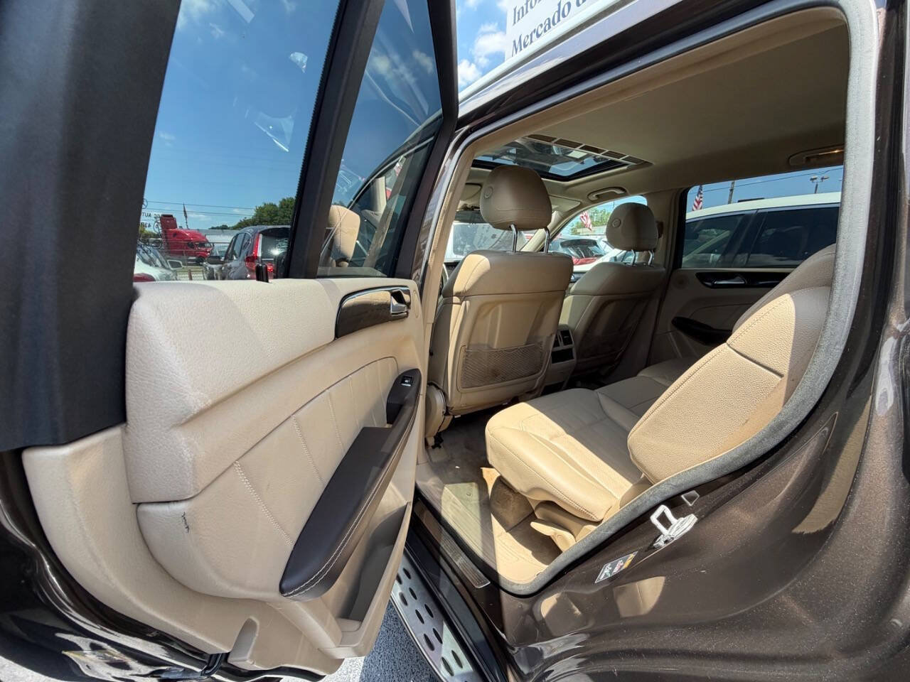 Used 2016 Mercedes-Benz GL 450 4MATIC image 15