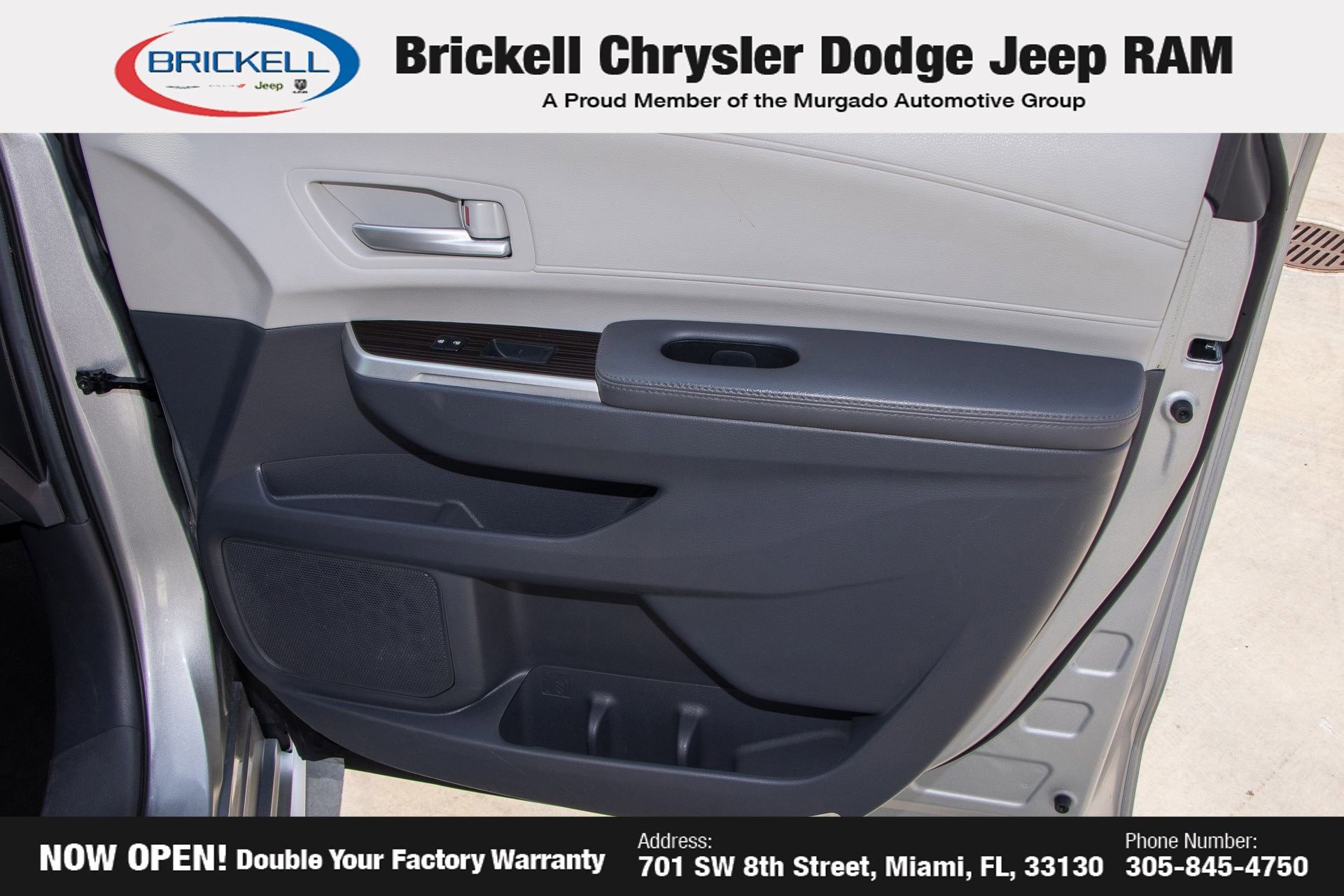 Used 2024 Toyota Sienna XLE FWD image 12
