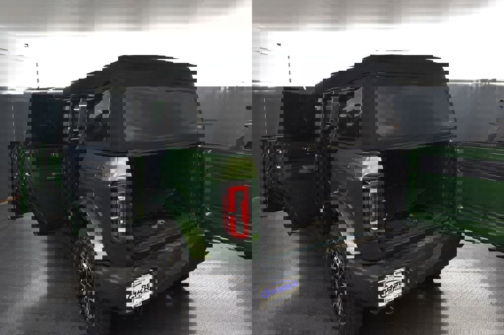 Used 2023 Ford Bronco Outer Banks image 41