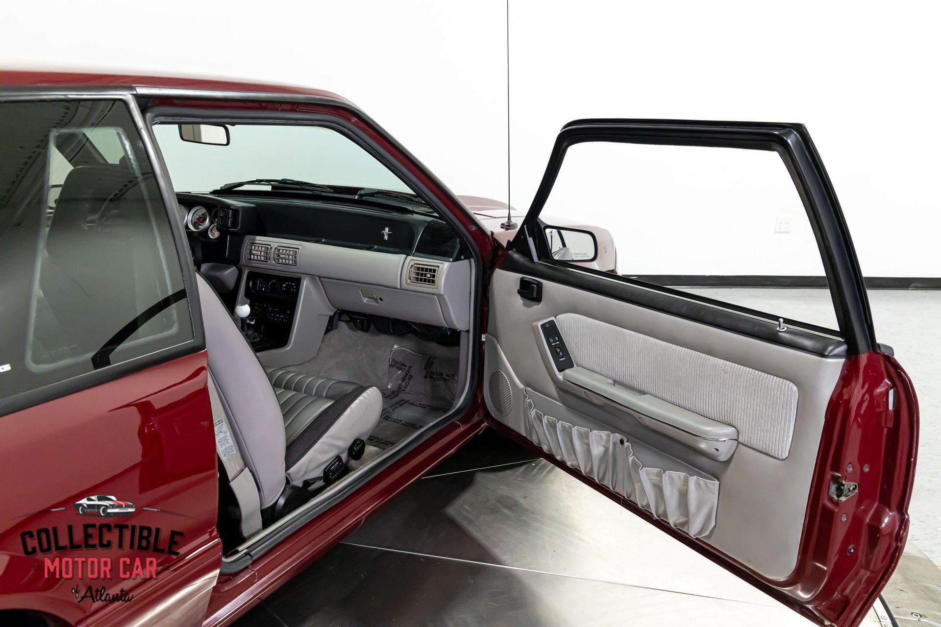 Used 1990 Ford Mustang LX RWD image 91