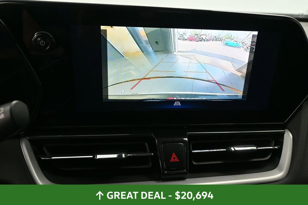 Used 2025 Chevrolet TrailBlazer LT AWD/4WD image 36