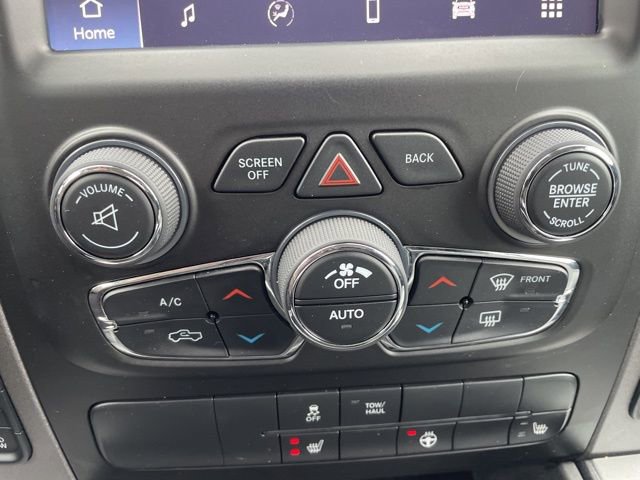 Used 2022 RAM 1500 Express w/ Wheel & Sound Group AWD/4WD image 29