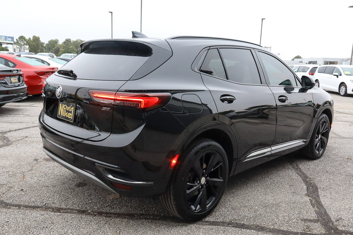 Used 2021 Buick Envision Essence w/ Technology Package I image 4