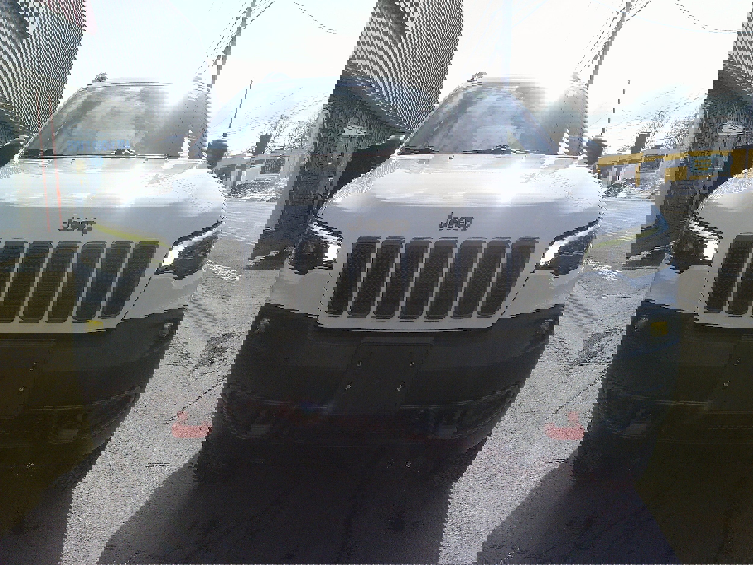 Used 2021 Jeep Cherokee Trailhawk w/ Premium Leather Package image 10