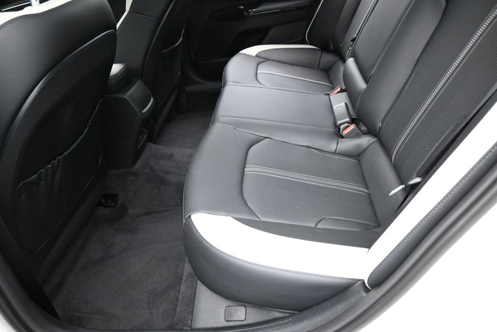 Used 2025 Kia K5 GT-Line w/ GT-Line Premium Package FWD image 37