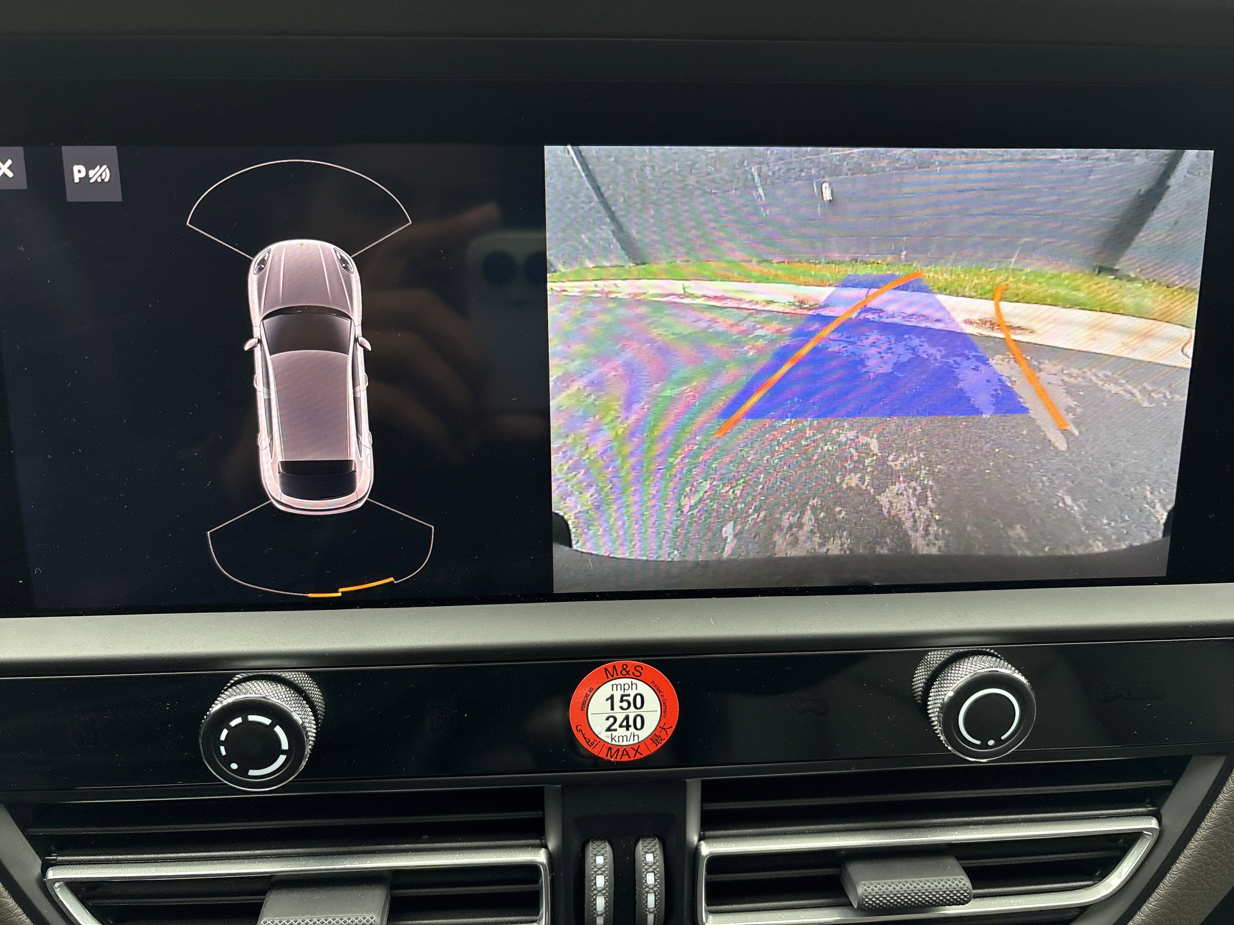 Certified 2025 Porsche Macan image 22