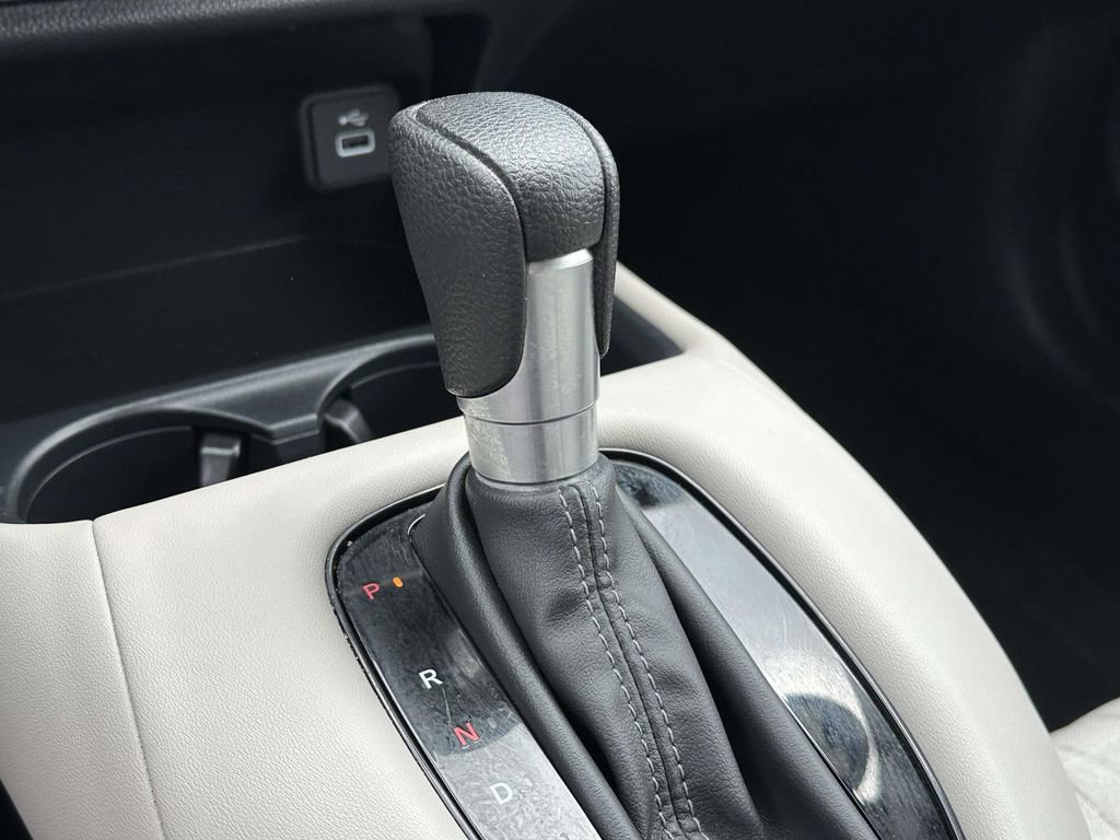 Certified 2023 Honda HR-V LX image 27