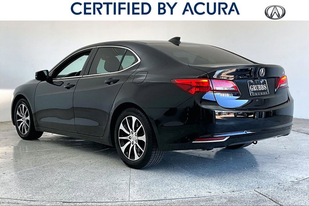 Used 2017 Acura TLX image 2