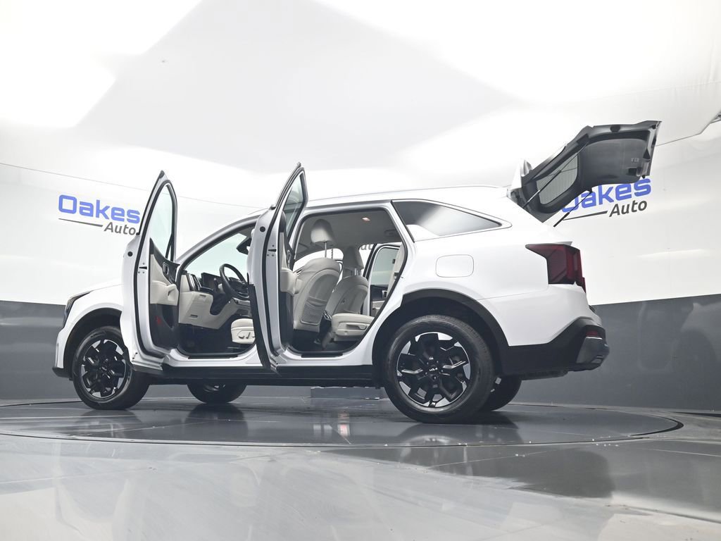 Certified 2026 Kia Sorento S AWD/4WD image 63
