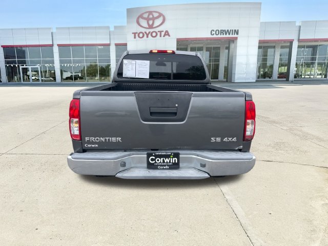 Used 2007 Nissan Frontier SE w/ SE Value Truck Pkg AWD/4WD image 4
