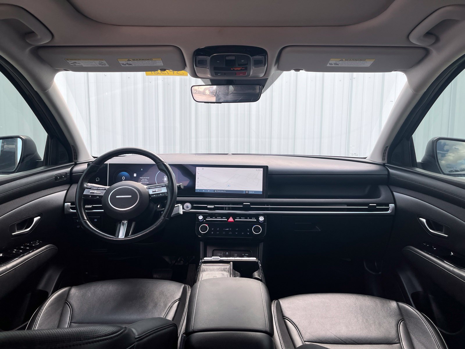 Used 2025 Hyundai Tucson Limited FWD image 18