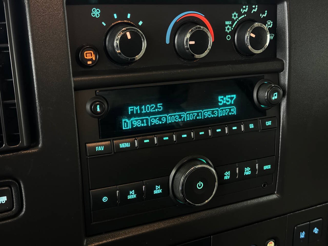 Used 2021 Chevrolet Express 2500 w/ Driver Convenience Package RWD image 55