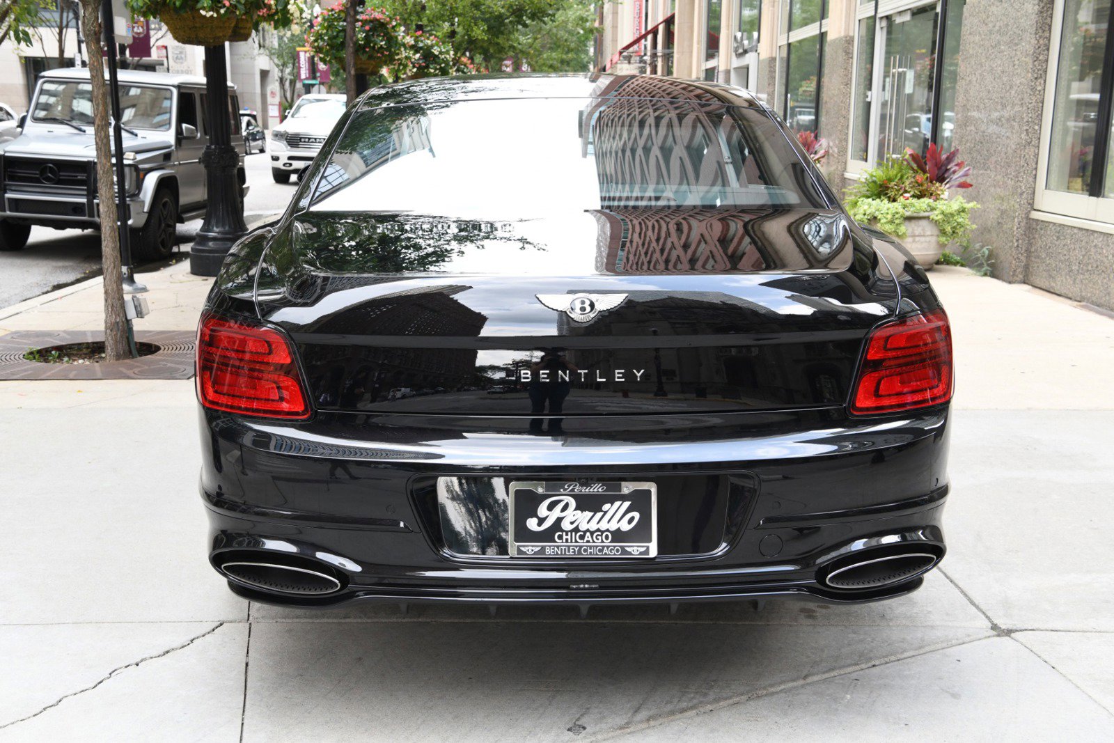 New 2025 Bentley Flying Spur Plug-In Hybrid image 5